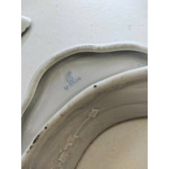 Vintage Crescent Shaped Pair of Victorian Style Side Dishes(Courting Couple) - Picture 9 of 12